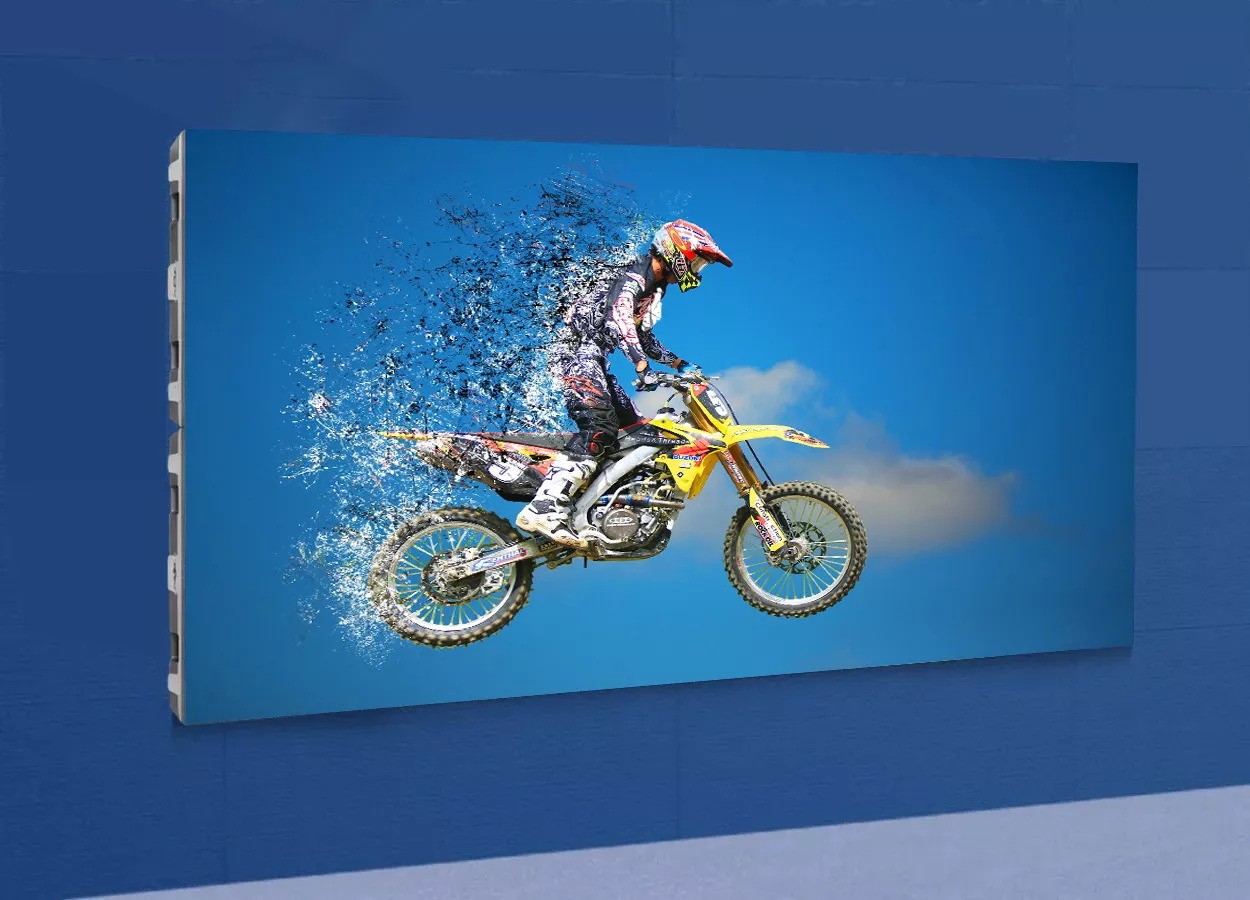 Fixed Indoor LED Screen 640×640 | LED Sun Fixed indoor LED screen with 640×640 mm dimensions, displaying high-resolution visuals in a modern interior setting.