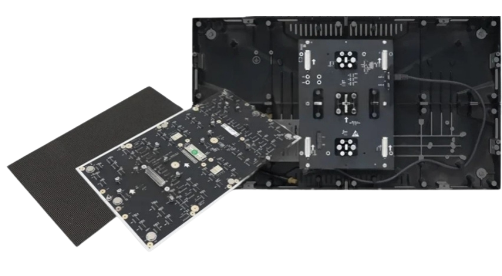 Wireless Installation with Integrated HUB Board | LED Sun Cable-free wireless LED screen cabinet featuring integrated HUB board for power and data, enabling quick maintenance.